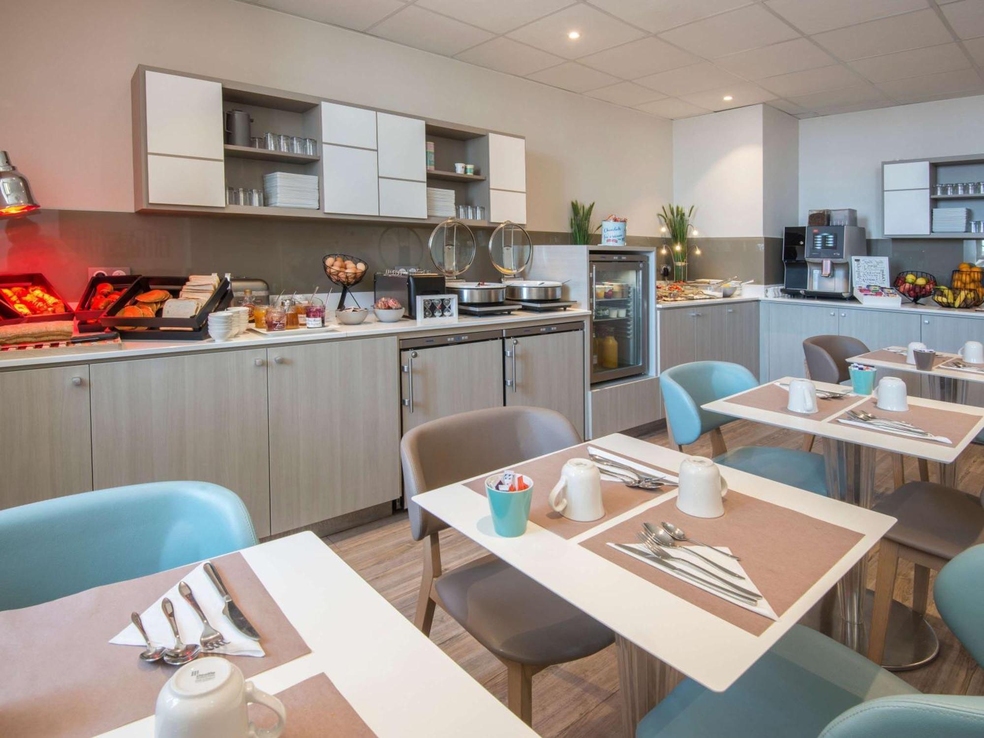 Hotel Mercure Marche Aux Fleurs